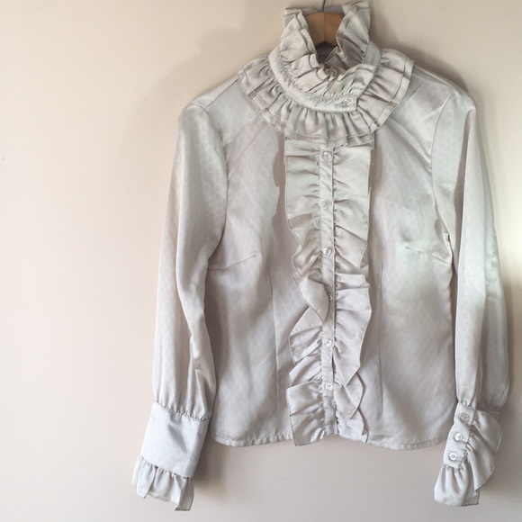VERO MODA | Ruffle Blouse - Picture 1 of 6